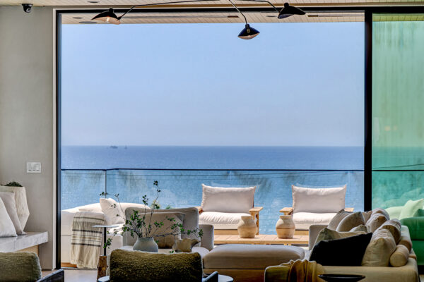 Altamura - 1404 Manhattan_Living room12